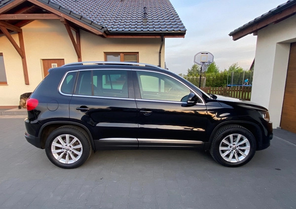 Volkswagen Tiguan cena 42900 przebieg: 247497, rok produkcji 2012 z Chełmno małe 407
